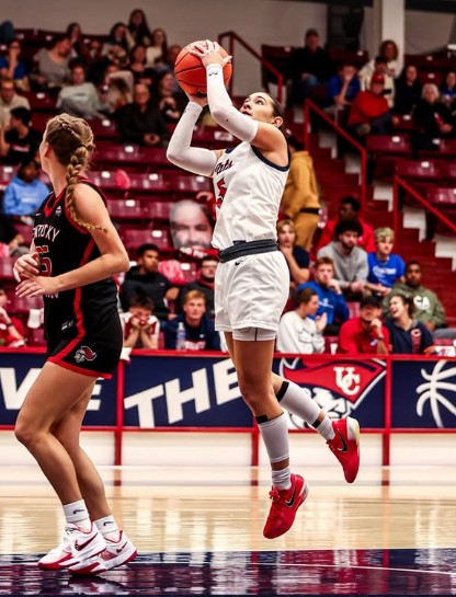 Patriots Explode for 114 Points in Dominant Season-Opening Rout