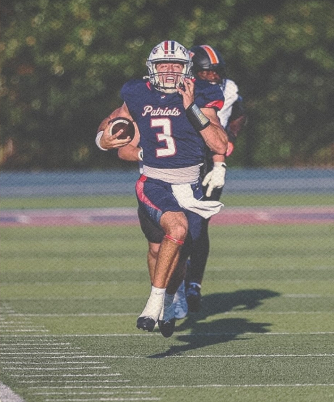 Tanner Marsh breaks away on a touchdown play